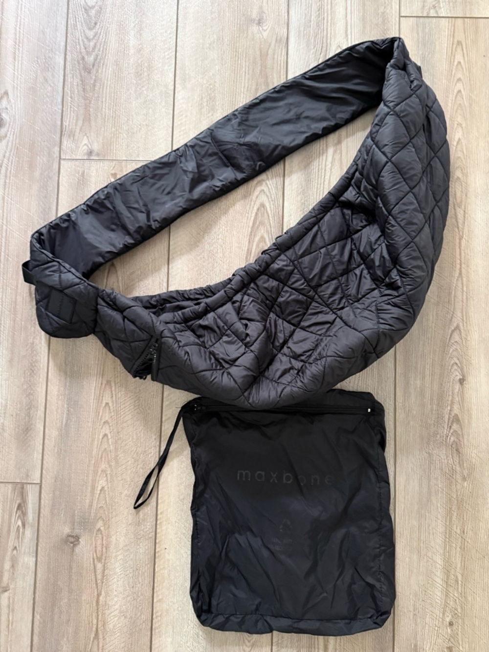 Maxbone dog carrier